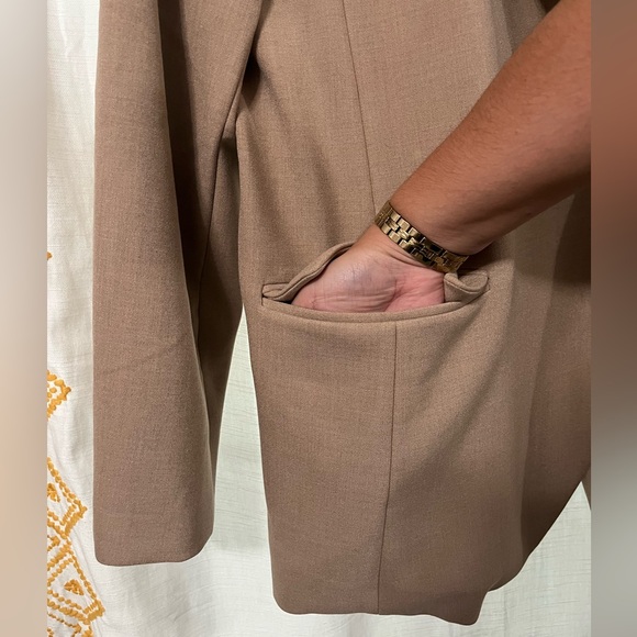 Banana Republic Women’s Classic Blazer - Picture 7 of 15